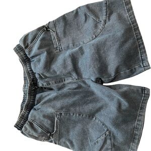 Vintage looking Jean Shorts Women’s XXL Comfy Waistband with pockets on front